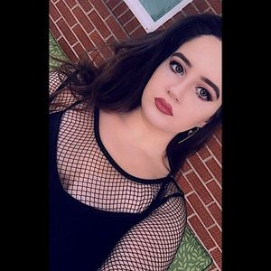 Meet your Posher, Tabitha